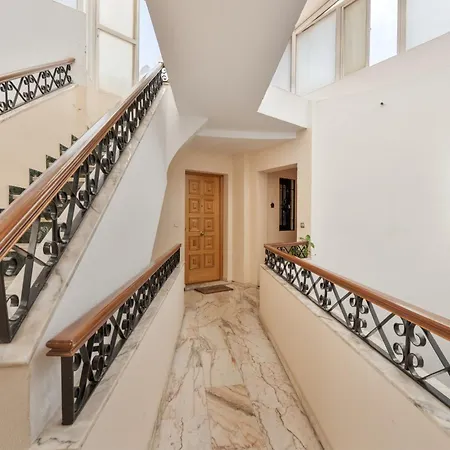 Sierra Centro Apartment *